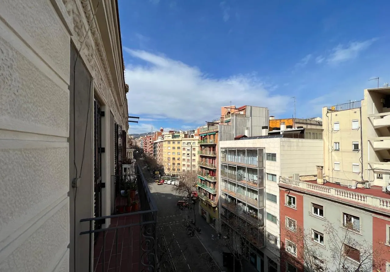 Stay U-Nique Apartments Calabria Barcellona Spagna